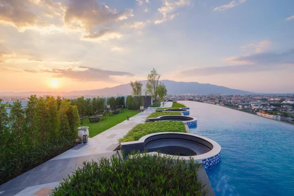 Astra Sky River High Floor,3 Bedrooms 97㎡ 山景房带浴缸 Chiang Mai Ngoại thất bức ảnh